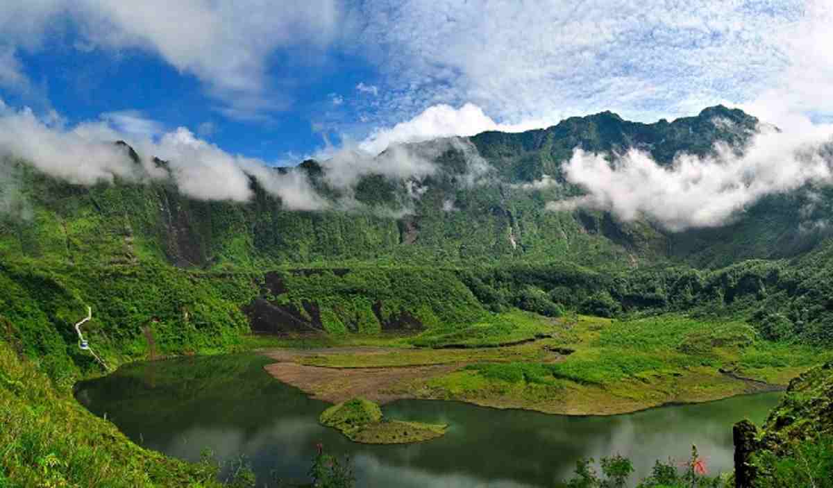 Alasan Wisata Gunung Galunggung Jawa Barat sangat Seru