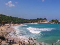 Wisata Pantai Pacitan yang Indah dan Menawan