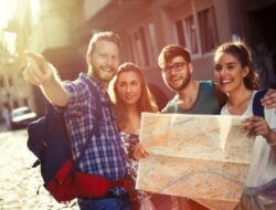 Tips Memilih Travel Guides untuk Liburan Bersama Keluarga